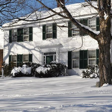 Colby Hill Inn Henniker Bagian luar foto