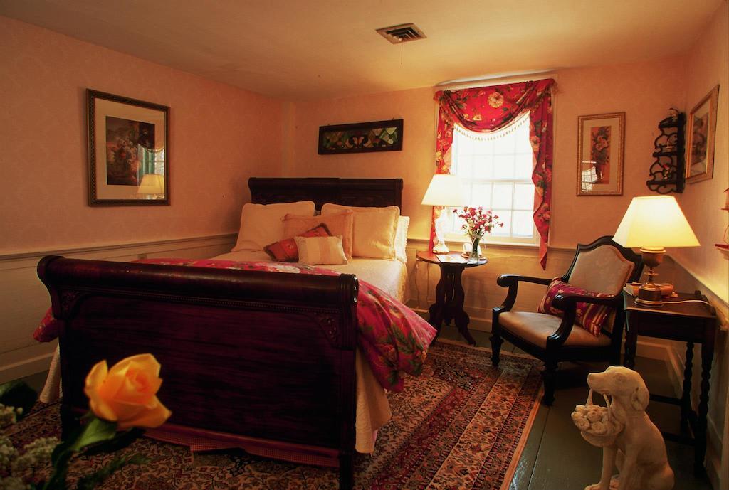Colby Hill Inn Henniker Ruang foto