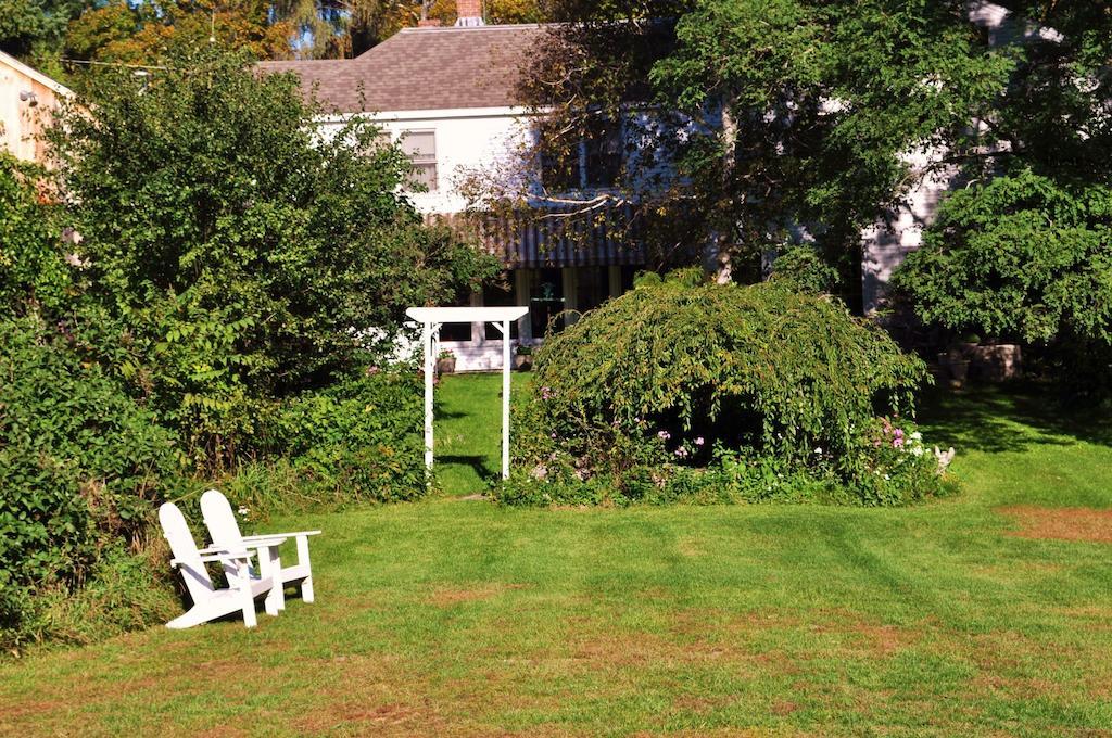 Colby Hill Inn Henniker Ruang foto